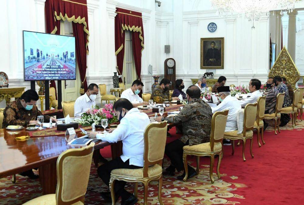 Rapat Terbatas Percepatan Pembangunan PSN Jalan Tol Trans Sumatra dan Tol Cisumdawu (Dok. IDN Times/Biro Pers Kepresidenan)