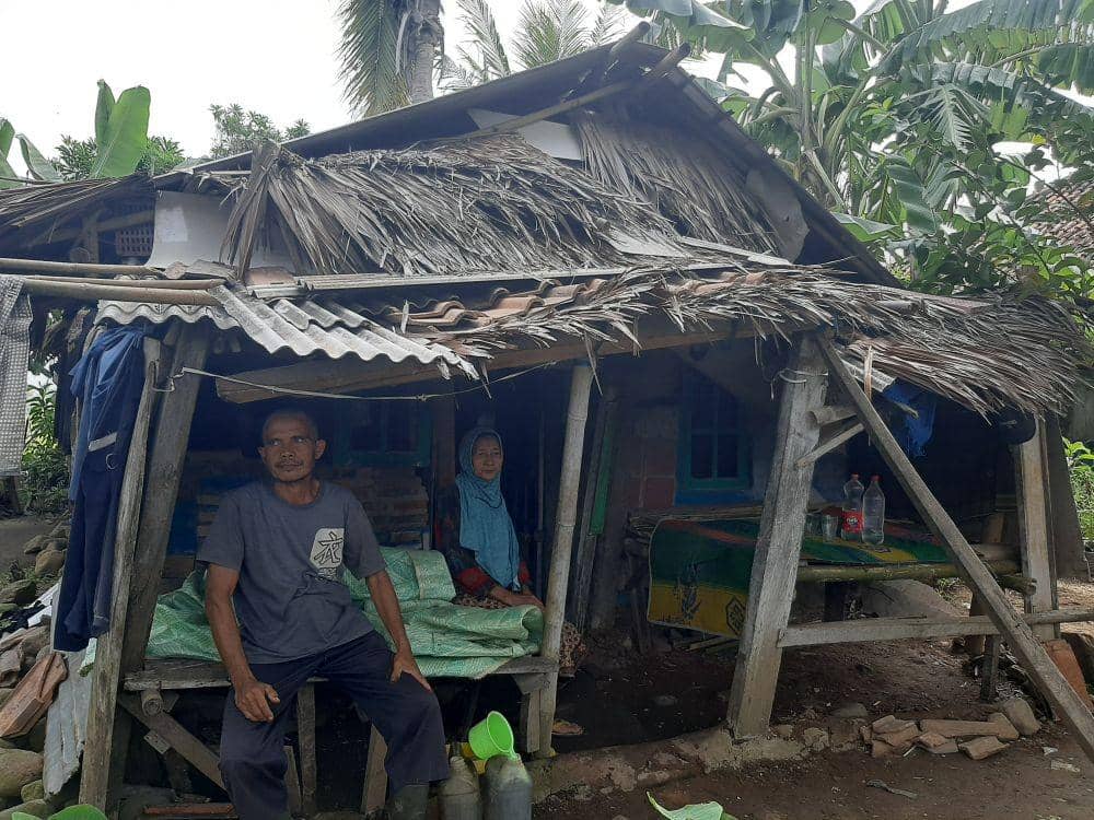 Tak Dapat Bansos, Warga Miskin: Petugas Desa Hanya Foto-foto Doang