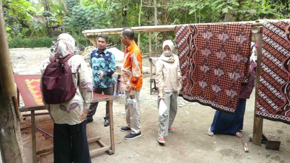 Perajin Batik di Lendah Kulon Progo / Dokumentasi DPRD DIY
