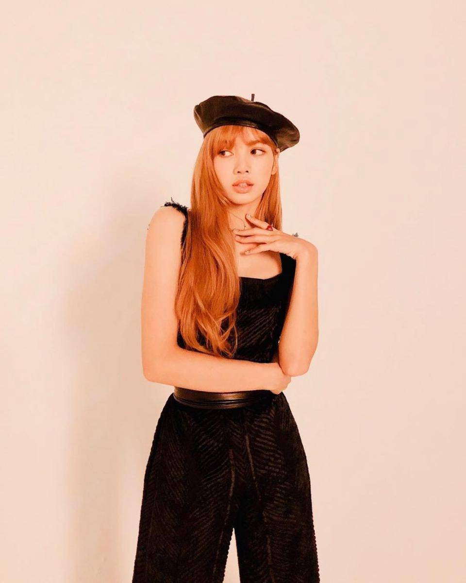 instagram.com/lalalalisa_m