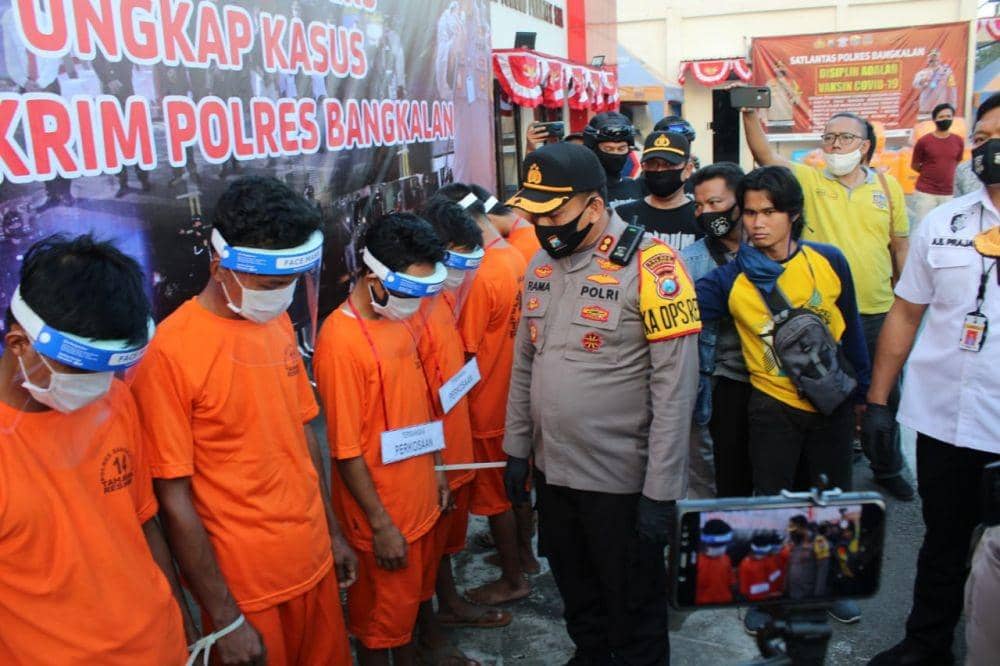 Pemerkosaan Keji Bangkalan, Enam Pelaku Bergantian Setubuhi Korban