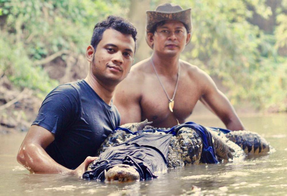 Sama-sama Petualang, Ini 10 Potret Persahabatan Panji dan Tyo Survival