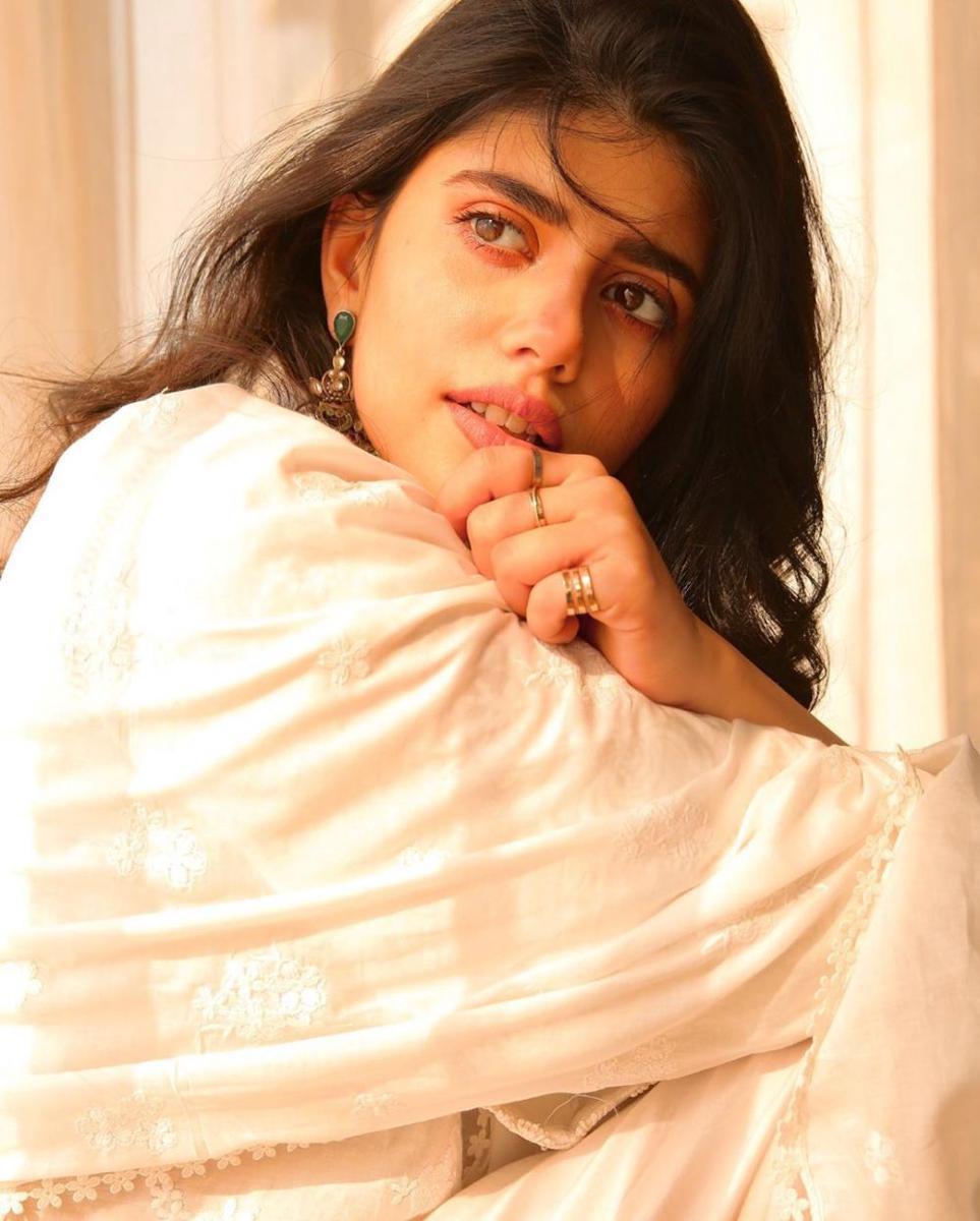 Instagram.com/sanjanasanghi96
