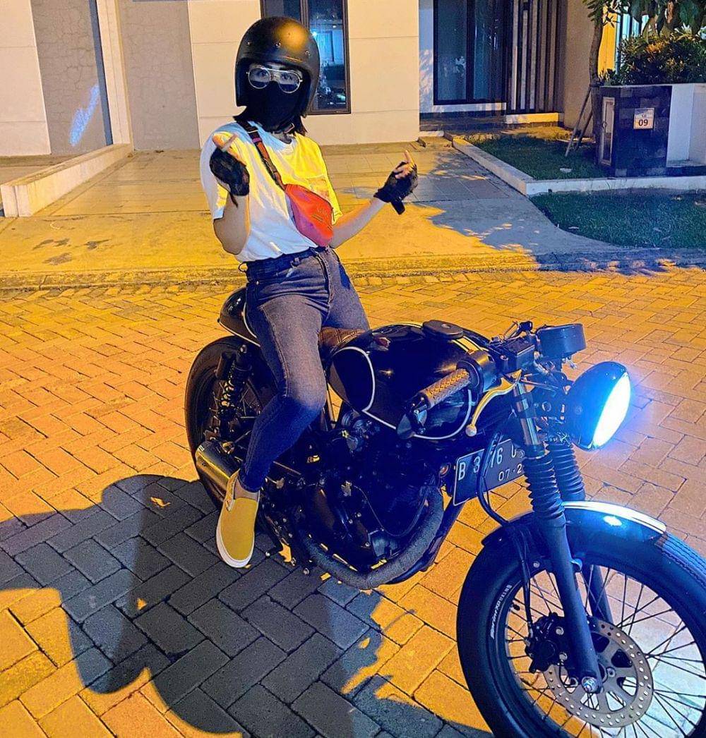 instagram.com/selvikitty