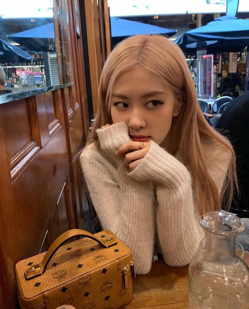 Instagram.com/roses_are_rosie