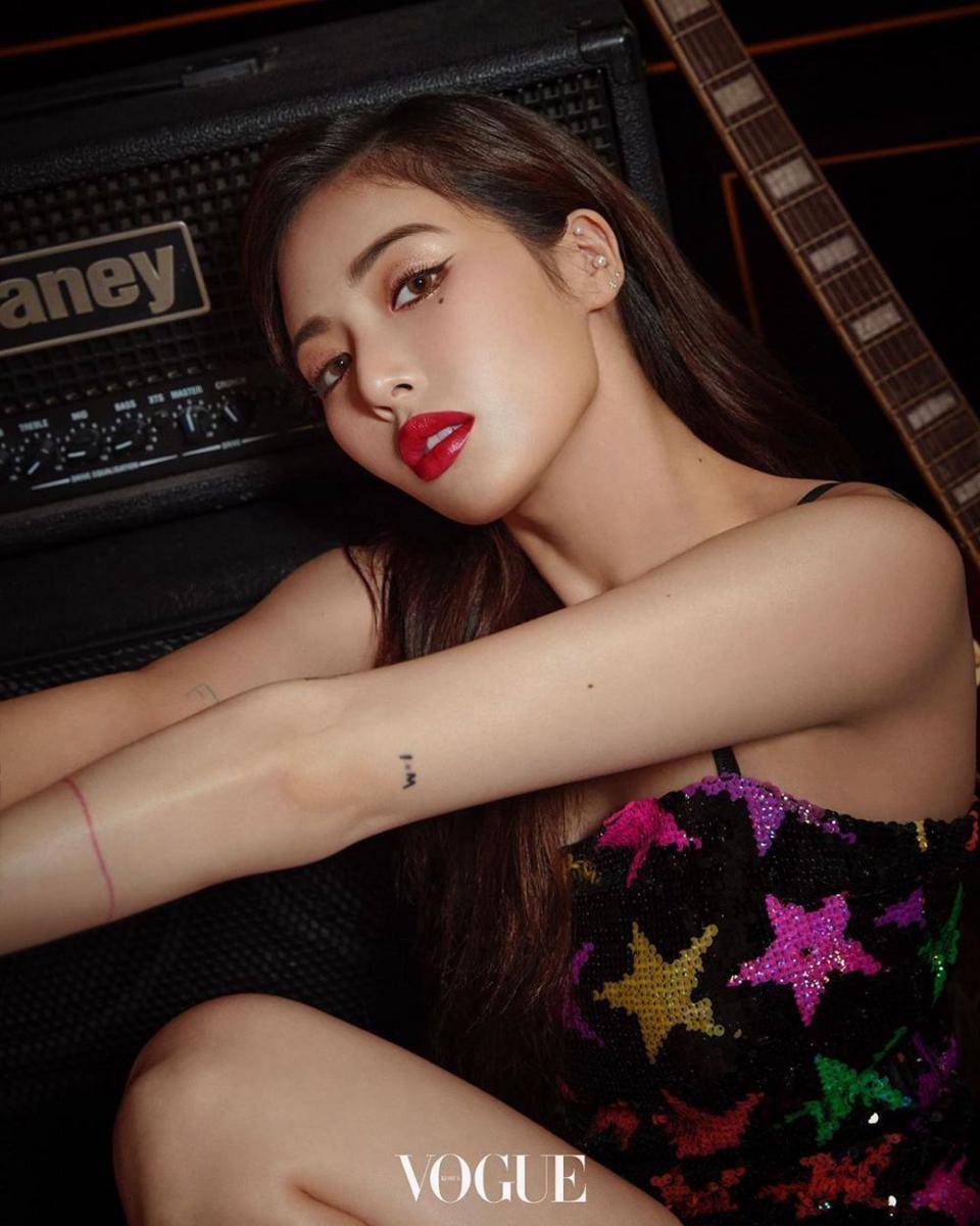 instagram.com/hyunah_aa/