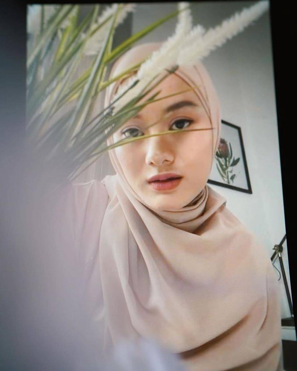 Instagram.com/dindahw