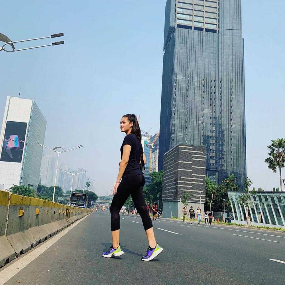 instagram/rebeccatamara