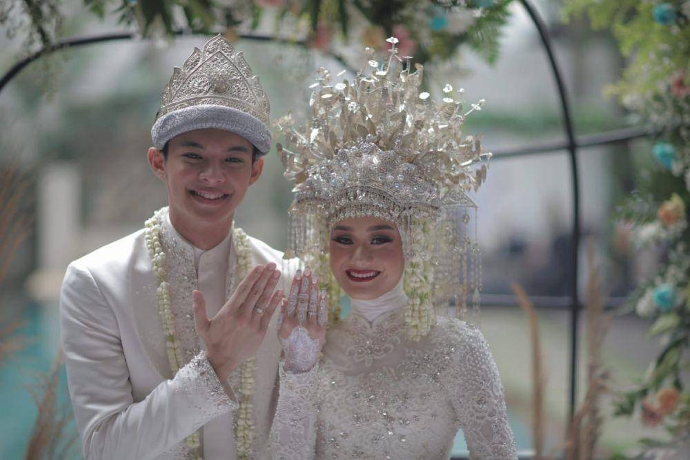 dok. Manajemen Dinda Hauw