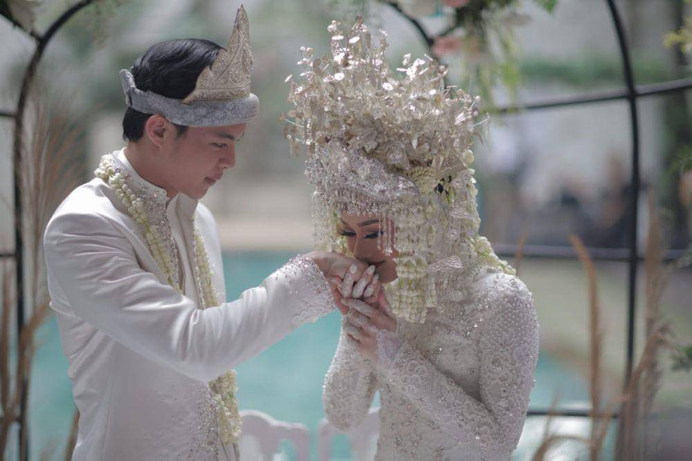 dok. Manajemen Dinda Hauw