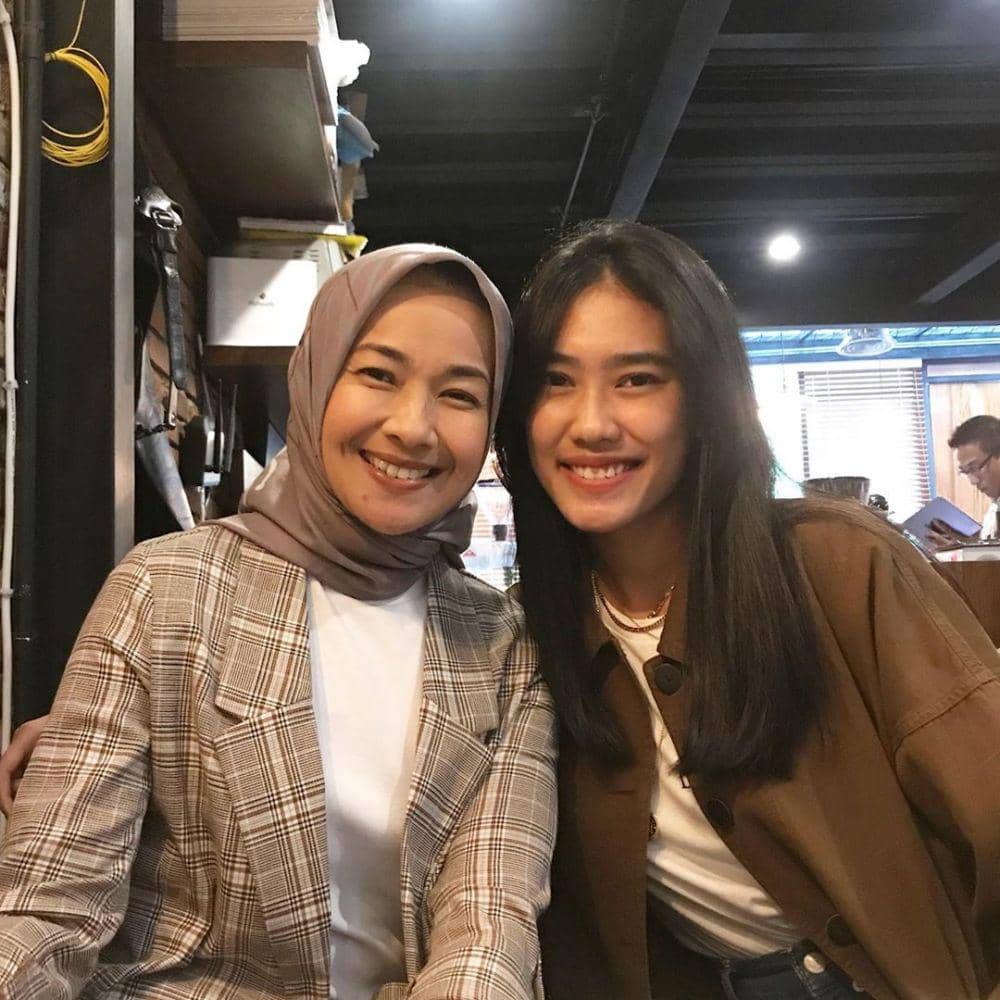 instagram.com/arohali