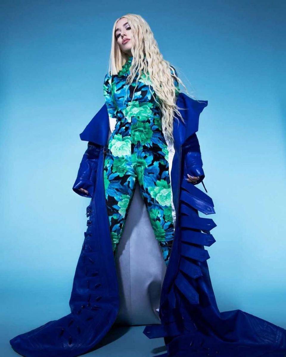 instagram.com/avamax/