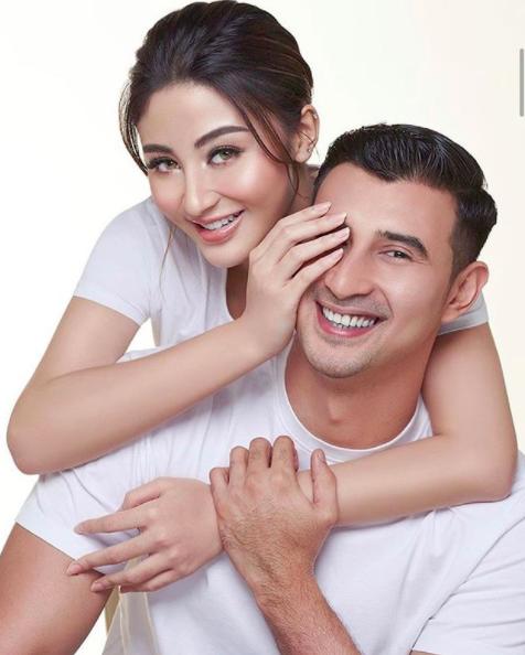 Resmi lamaran, 10 momen romantis kisah cinta ali syakieb dan marg