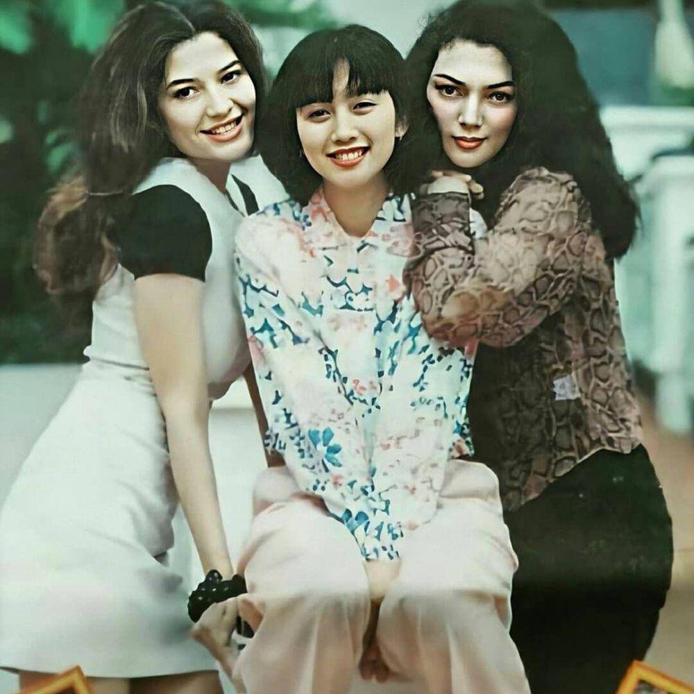 instagram.com/desyratnasari_holic