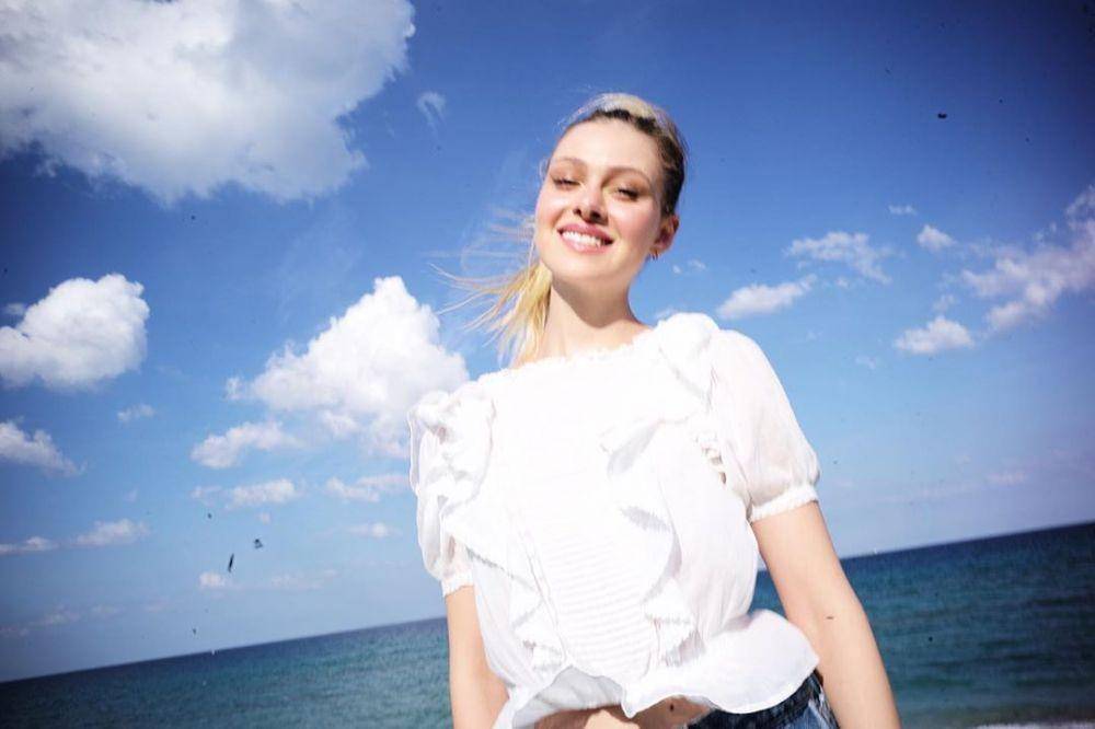 instagram.com/nicolaannepeltz