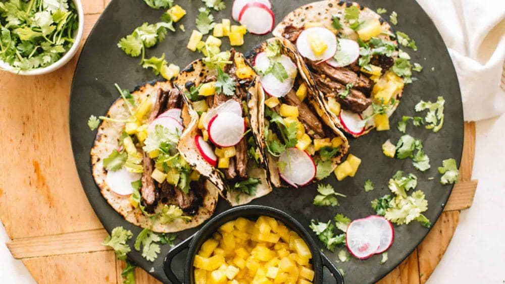 thecollegehousewife.com