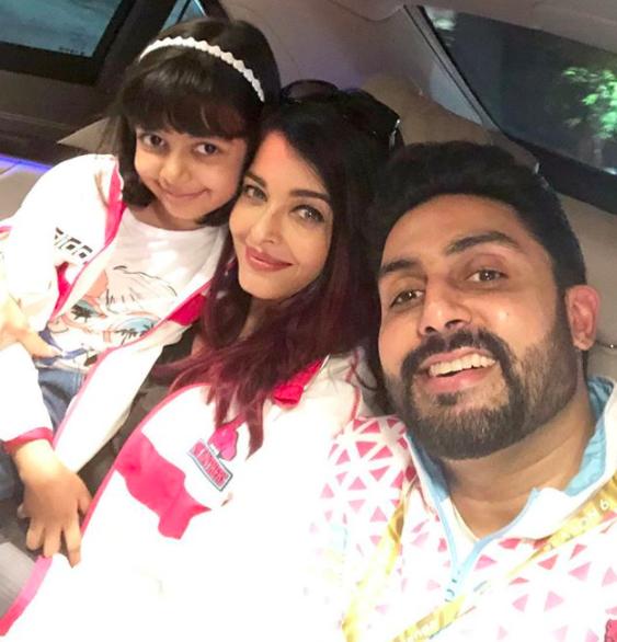 10 Momen Setia Aishwarya Rai Dampingi Abhishek yang Positif COVID-19