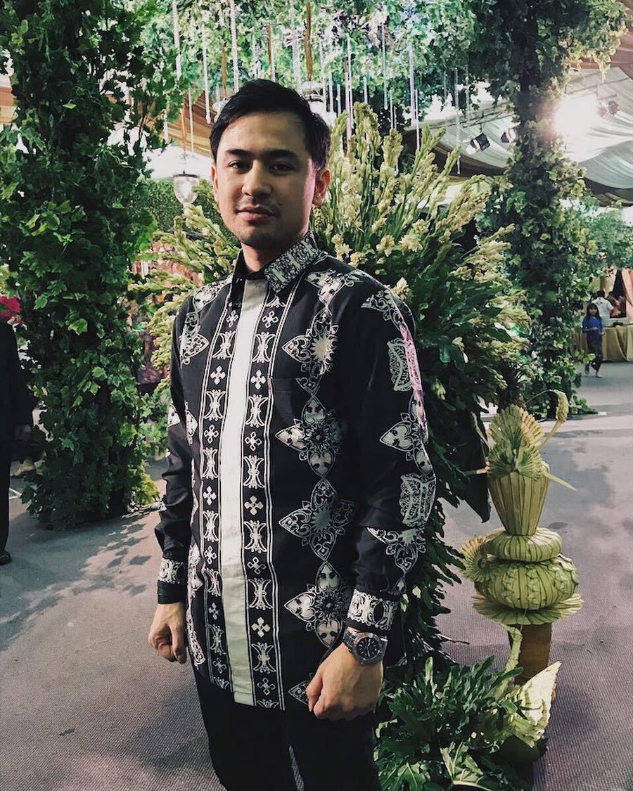 Instagram.com/adesuryaakbarr