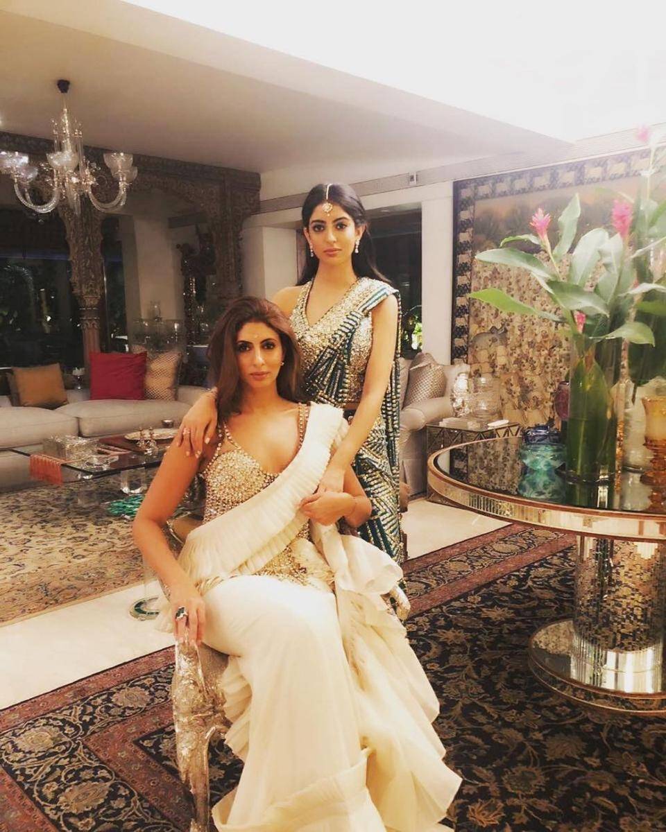instagram.com/shwetabachchan
