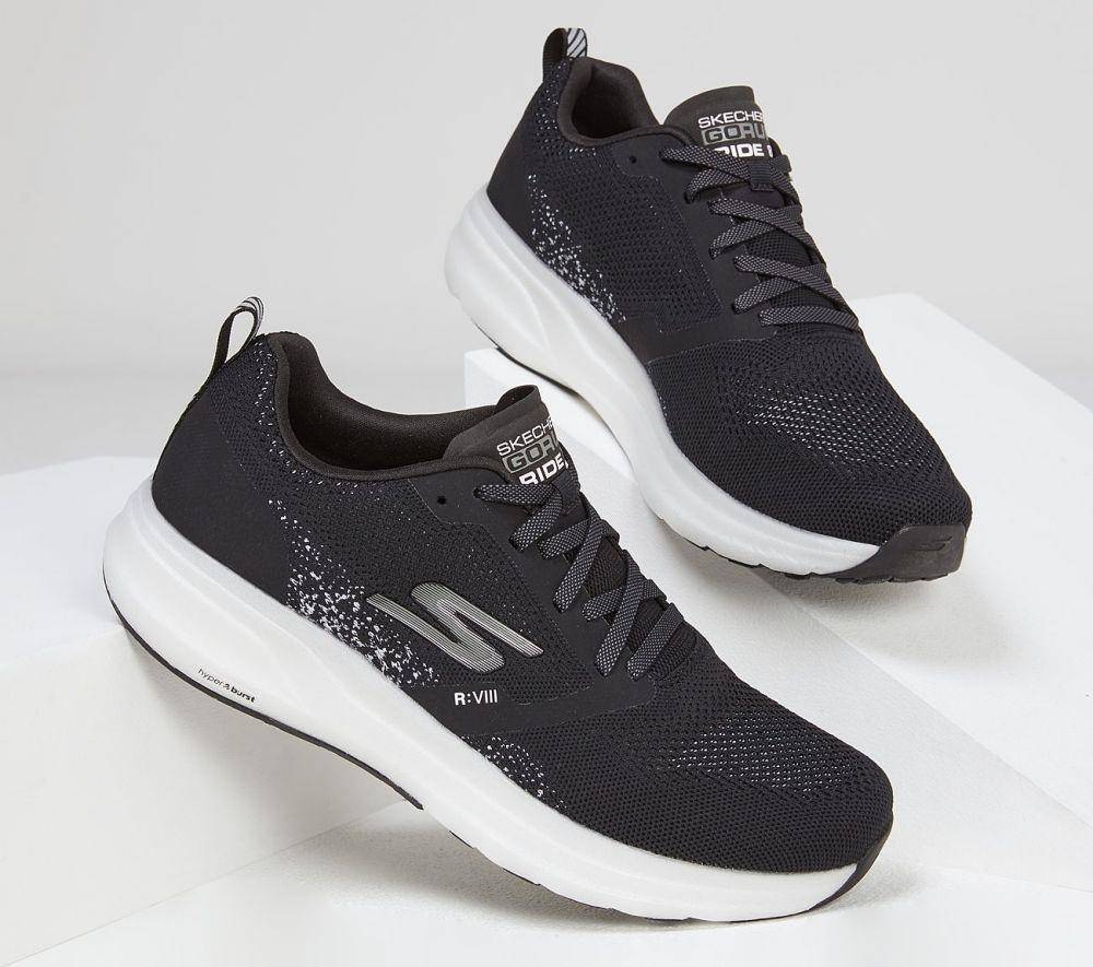www.skechers.com