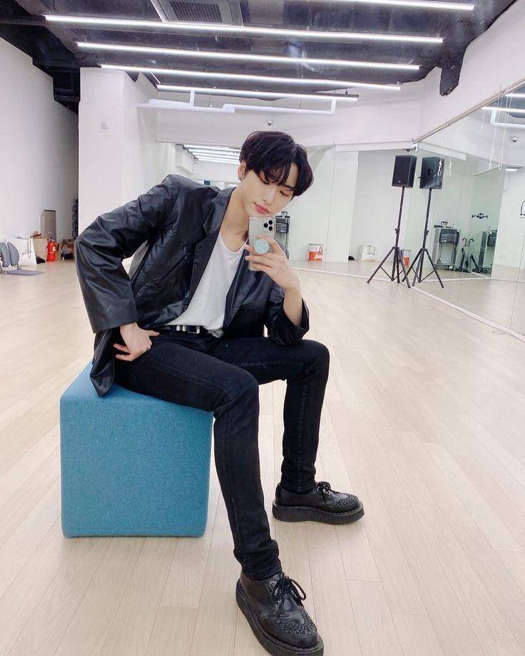 twitter.com/ATEEZofficial