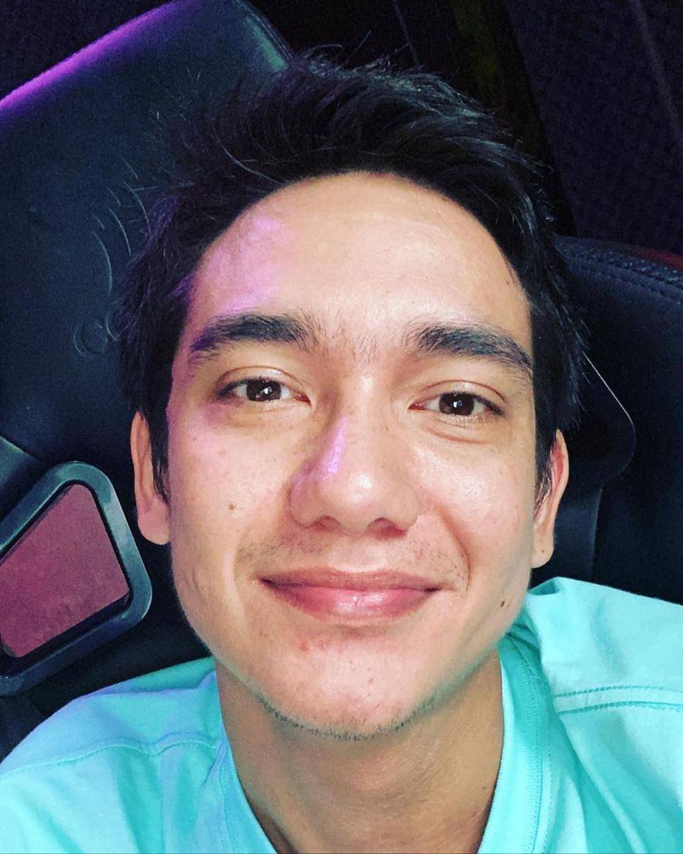 instagram.com/adipati