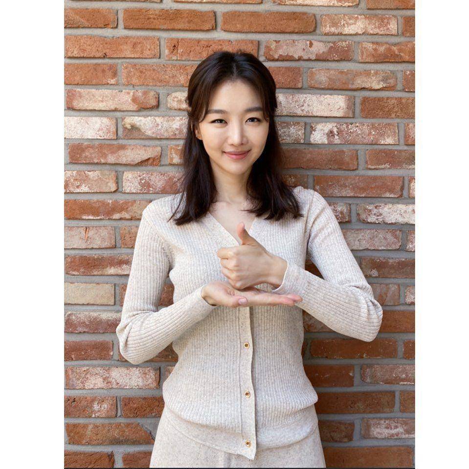 Instagram.com/heejin8359/