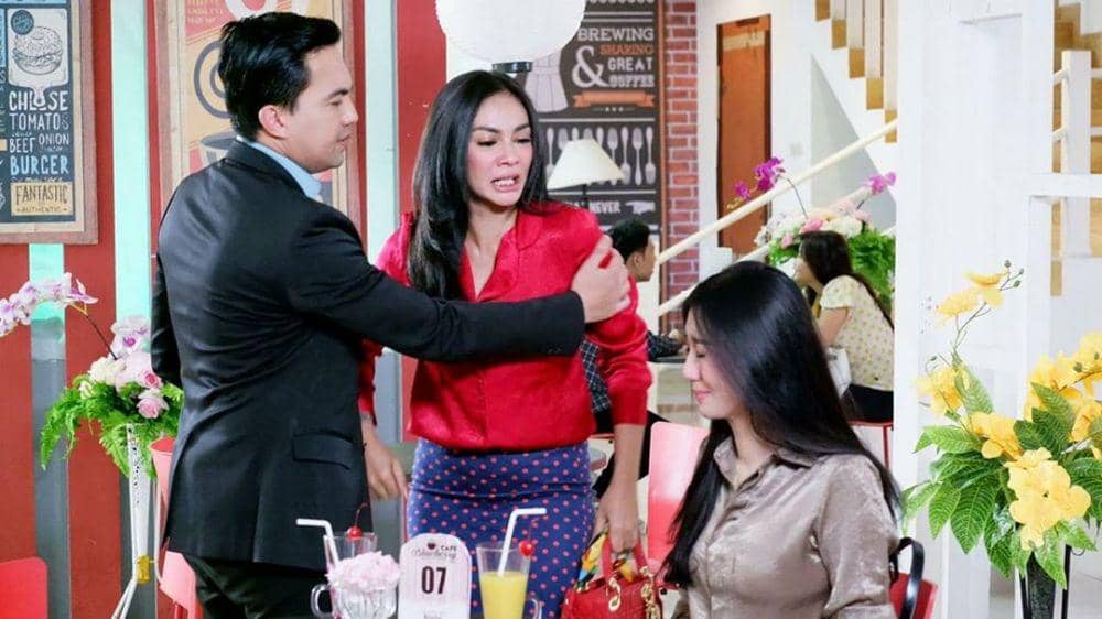 10 Potret Dramatis Cinta Segitiga Para Artis di FTV Suara Hati Istri