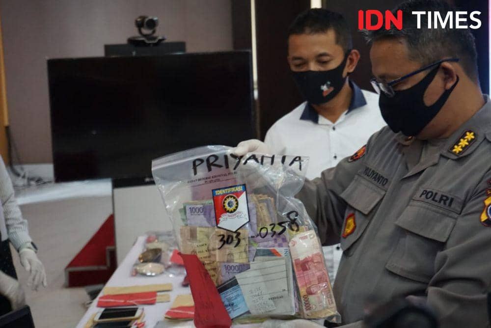 Konferensi pers Operasi Pekat Progo 2020 di Mapolda DIY, Senin (13/7/2020). IDN Times/Tunggul Damarjati