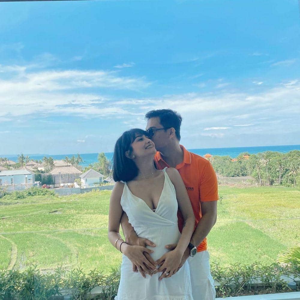 instagram.com/vanessaangelofficial