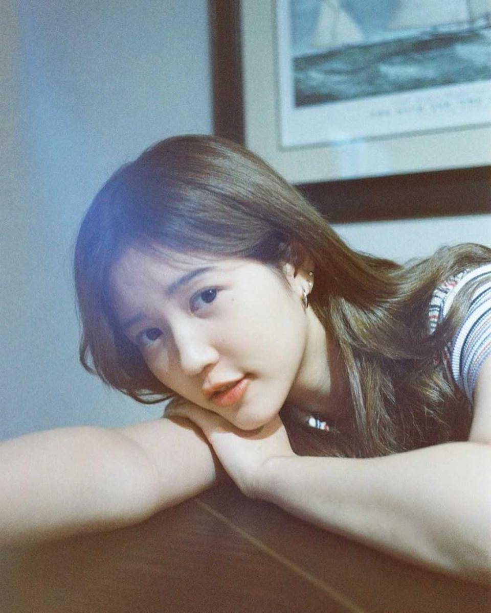Instagram.com/june.bnk48office