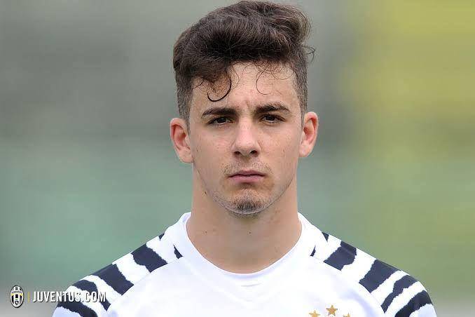 twitter.com/ScoutedFtbl