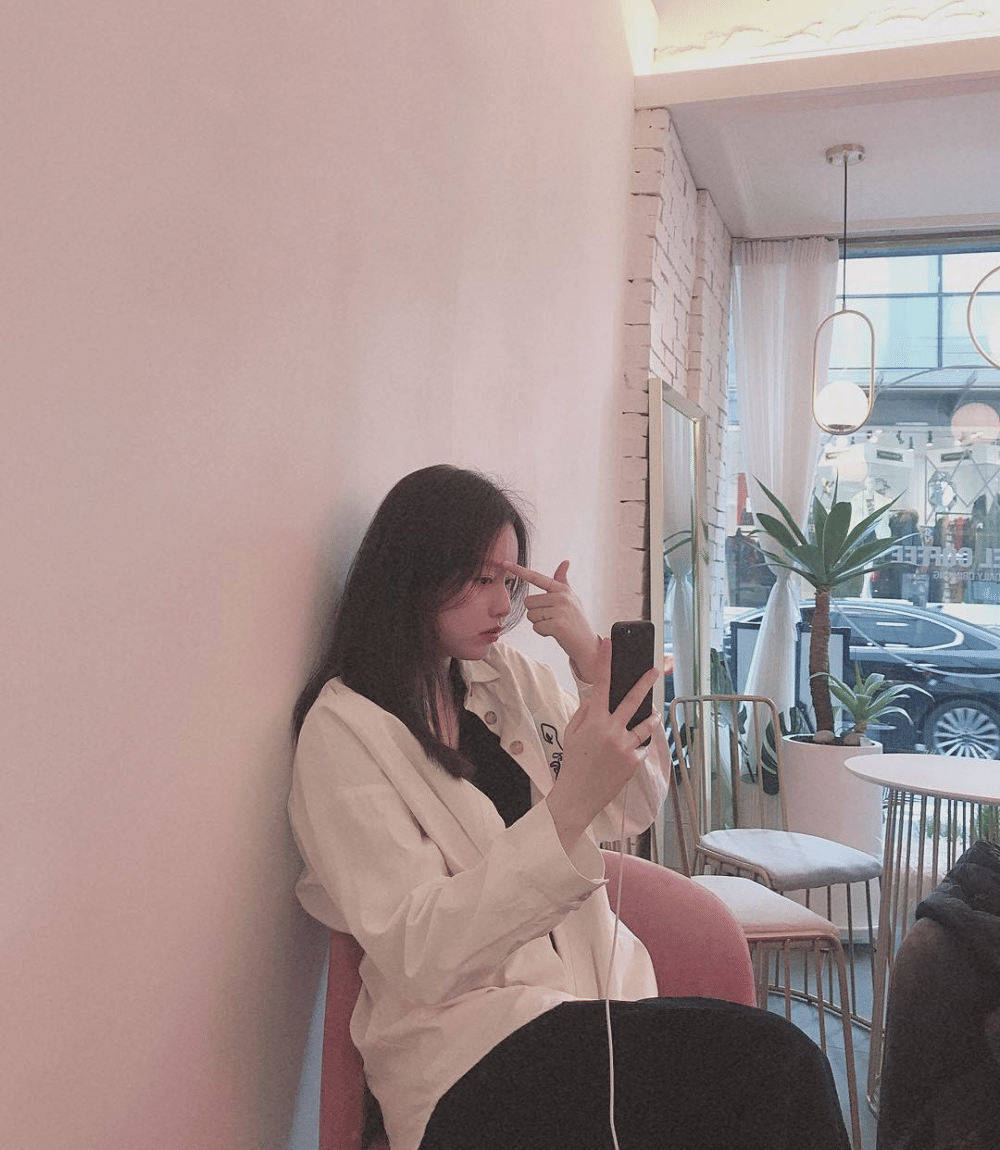 Instagram.com/youna_1997