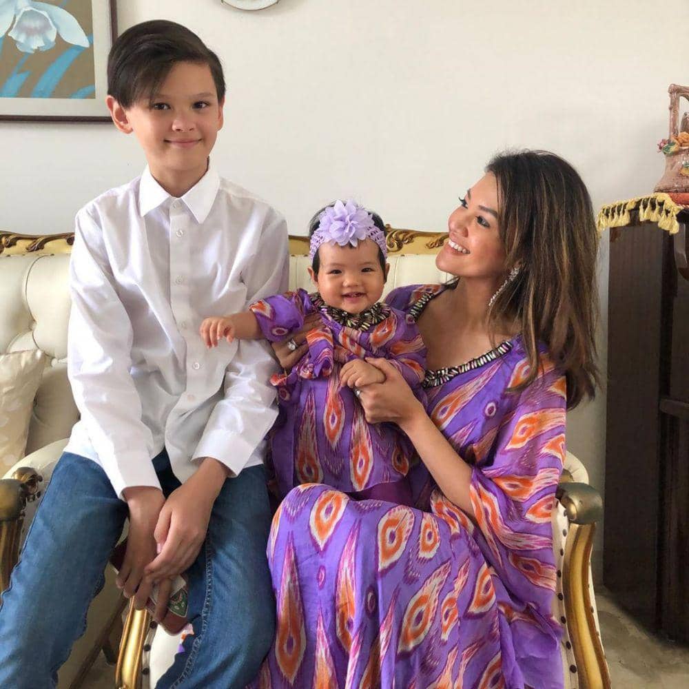 instagram.com/farahquinnofficial