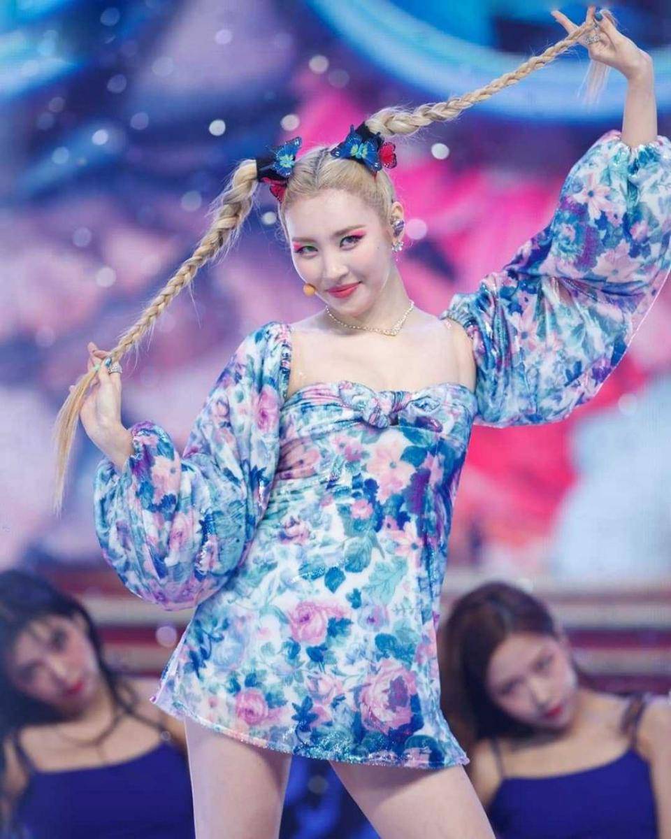 instagram.com/sunmi.la