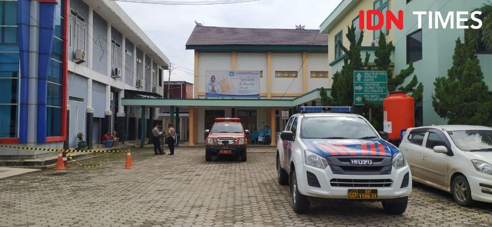 Setelah pemakaman tim gugus akan gencarkan tracing kontak pasien RSJD untuk memutus mata rantai penyabaran. (IDN Times/Zulkifli Nurdin)