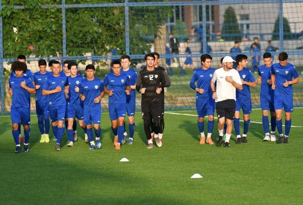 Timnas Uzbekistan U-19 jalani pemusatan latihan. Twitter/@UzbekistanFA