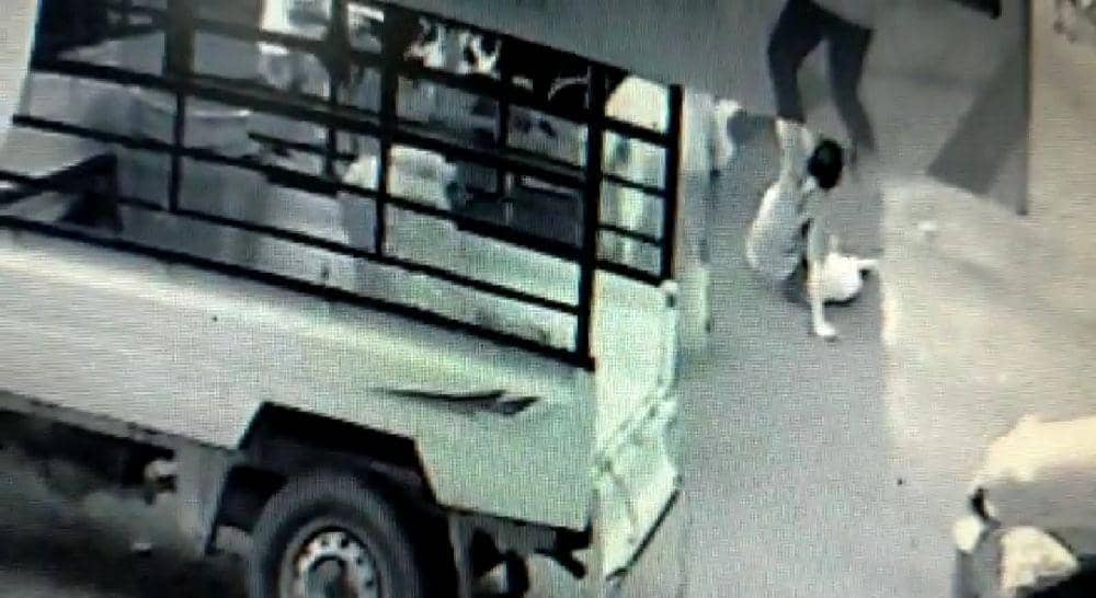 Tangkapan layar potongan video penganiayaan ASN di Bulukumba. IDN Times/Istimewa
