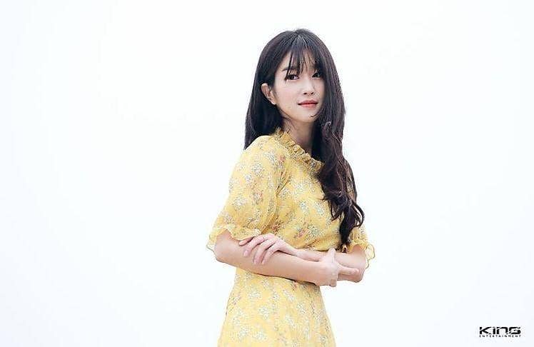 Instagram.com/komoonyoung