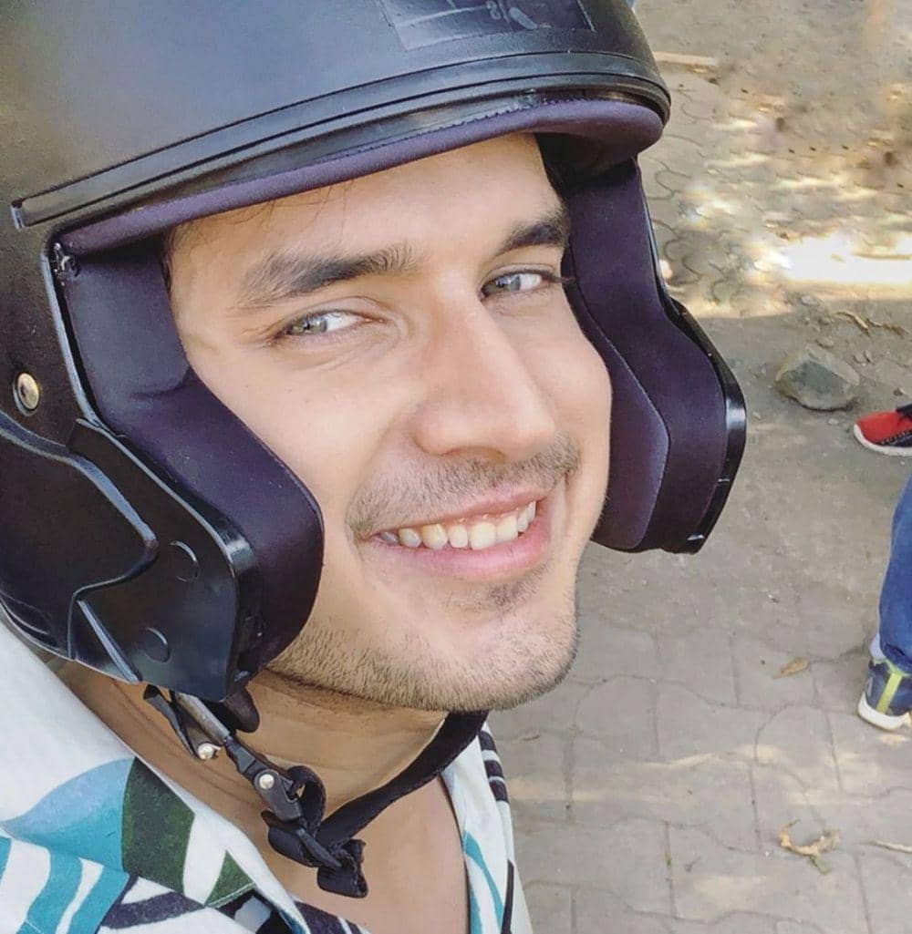 instagram.com/paras_kalnawat