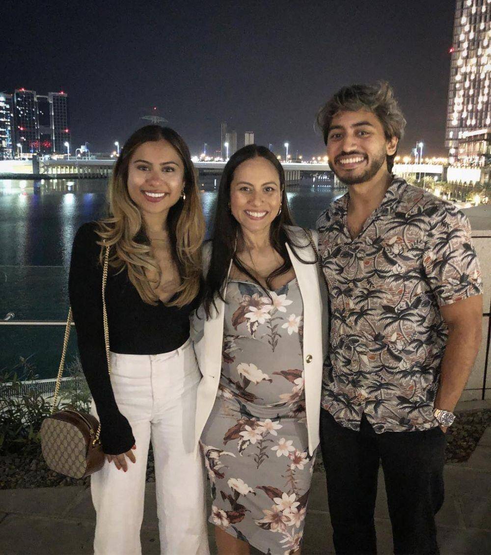 Fahim Saleh dan kedua saudara perempuannya. instagram.com/fahims