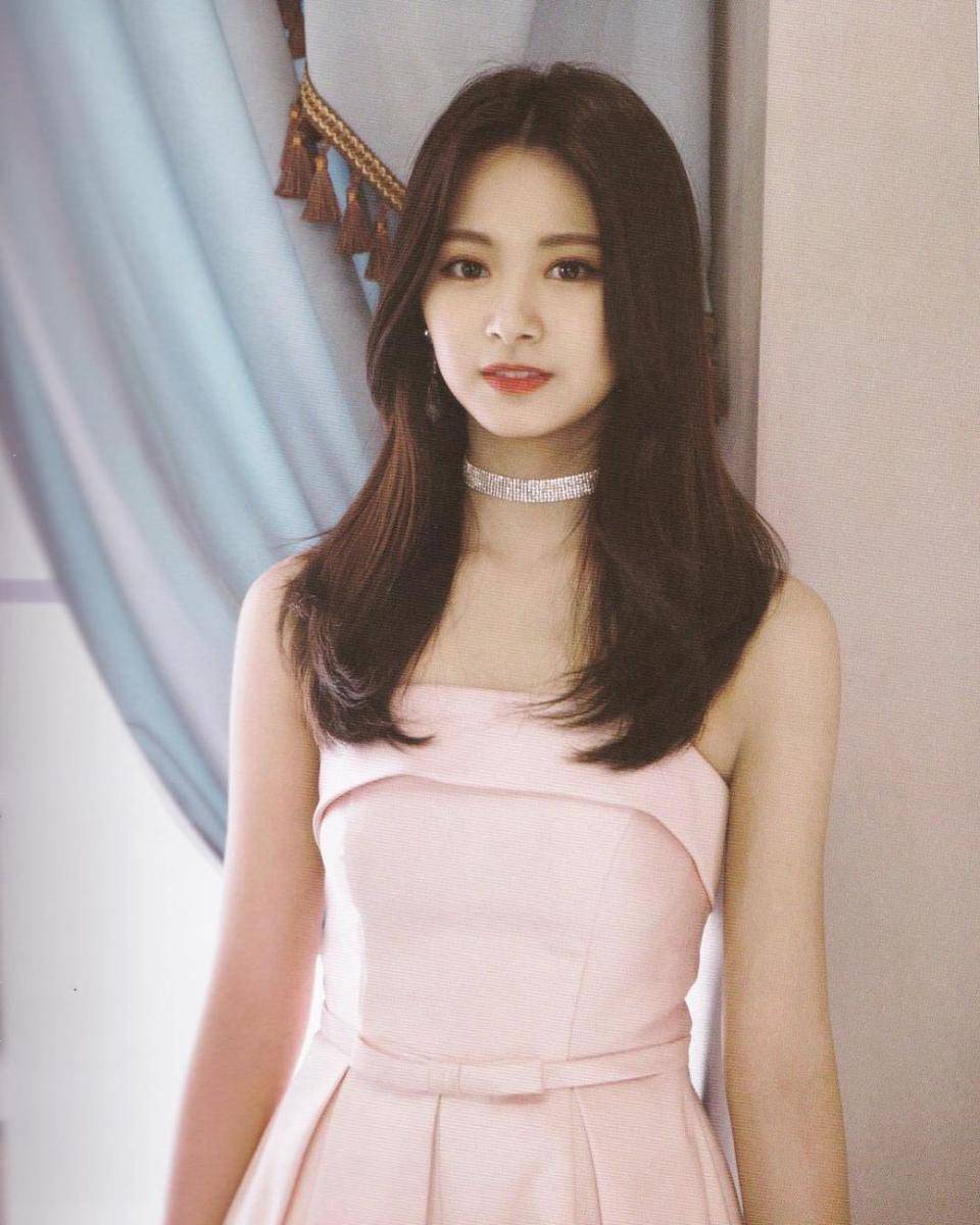 Instagram.com/queentzuyu