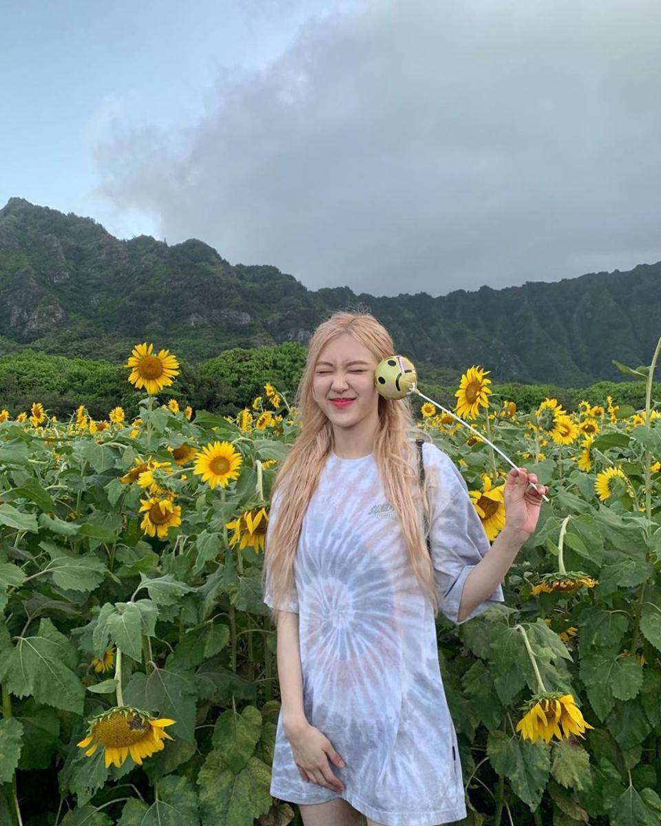 Instagram.com/roses_are_rosie