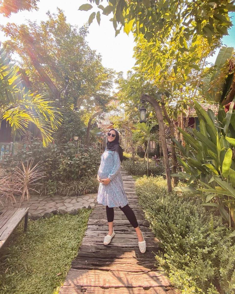 Instagram.com/ericaputrii