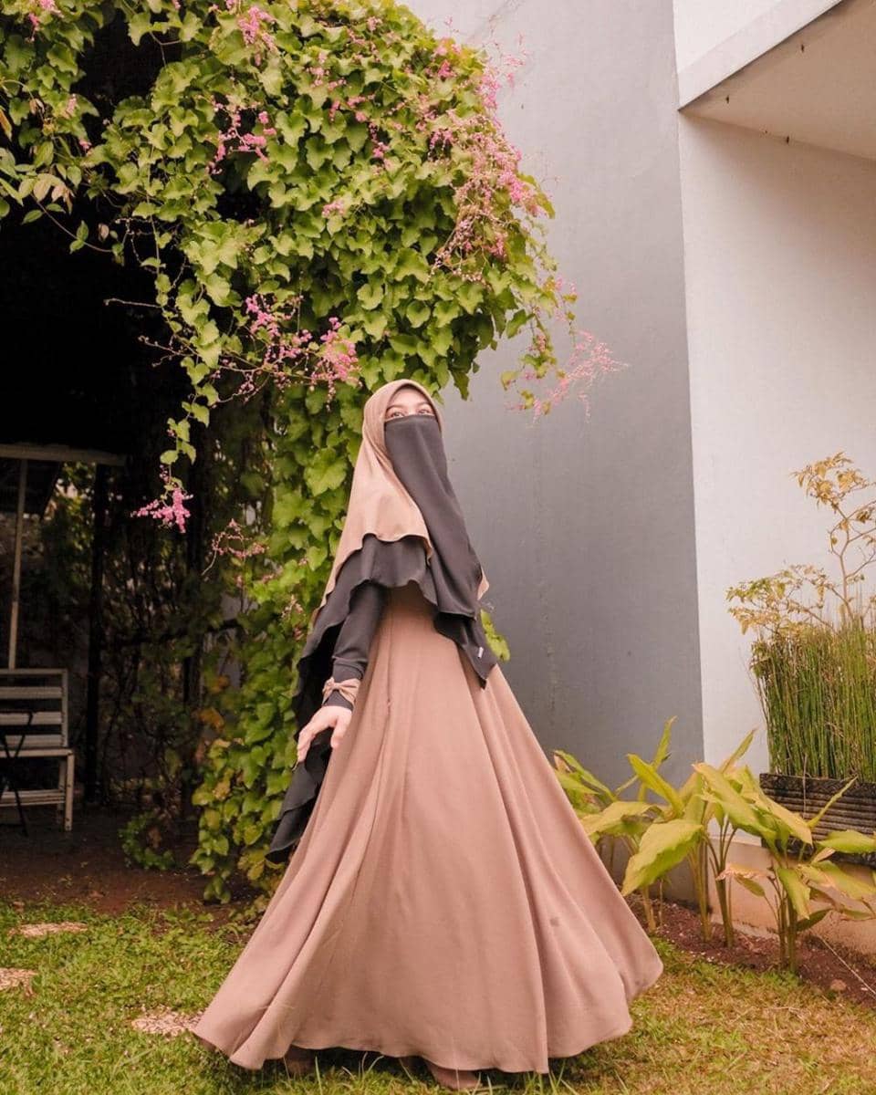 instagram.com/wardahmaulina_