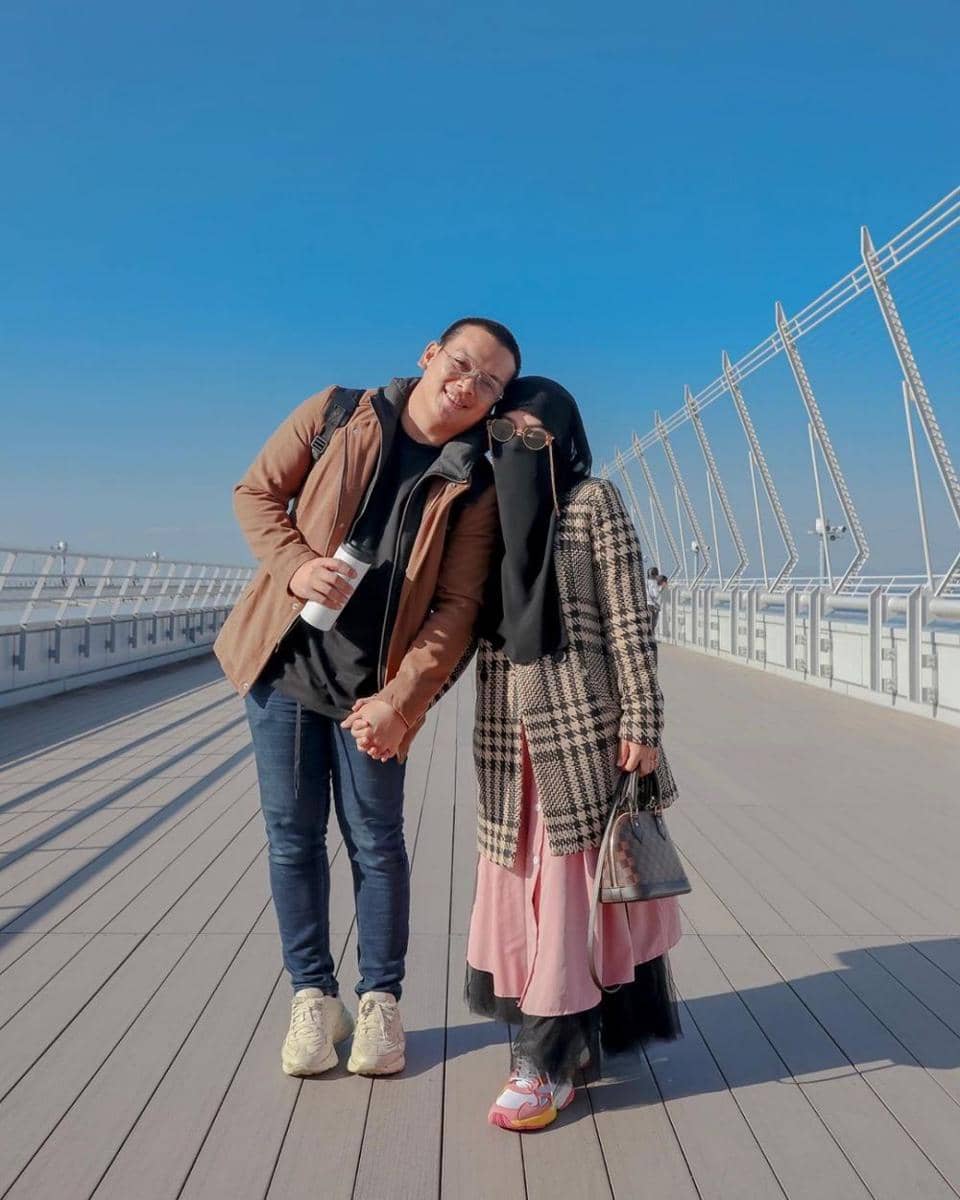 instagram.com/wardahmaulina_