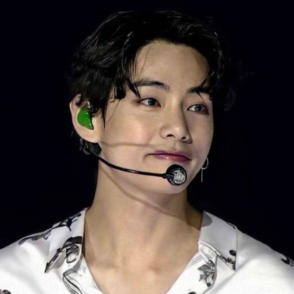 Twitter.com/jjk1outnow