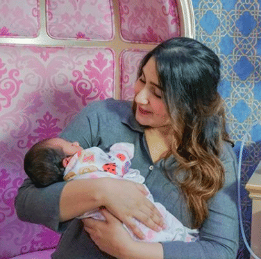 instagram.com/tanianadiraa