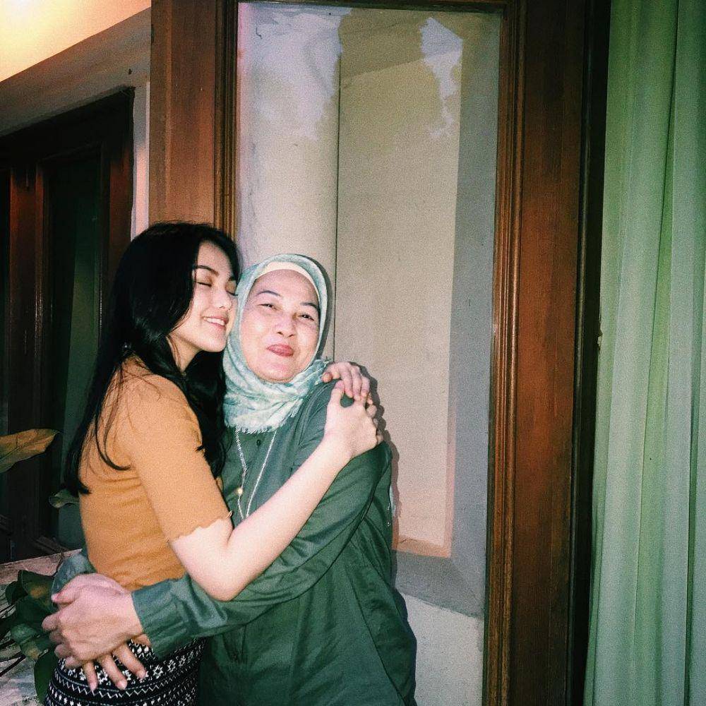 instagram.com/aisyahaqilahh