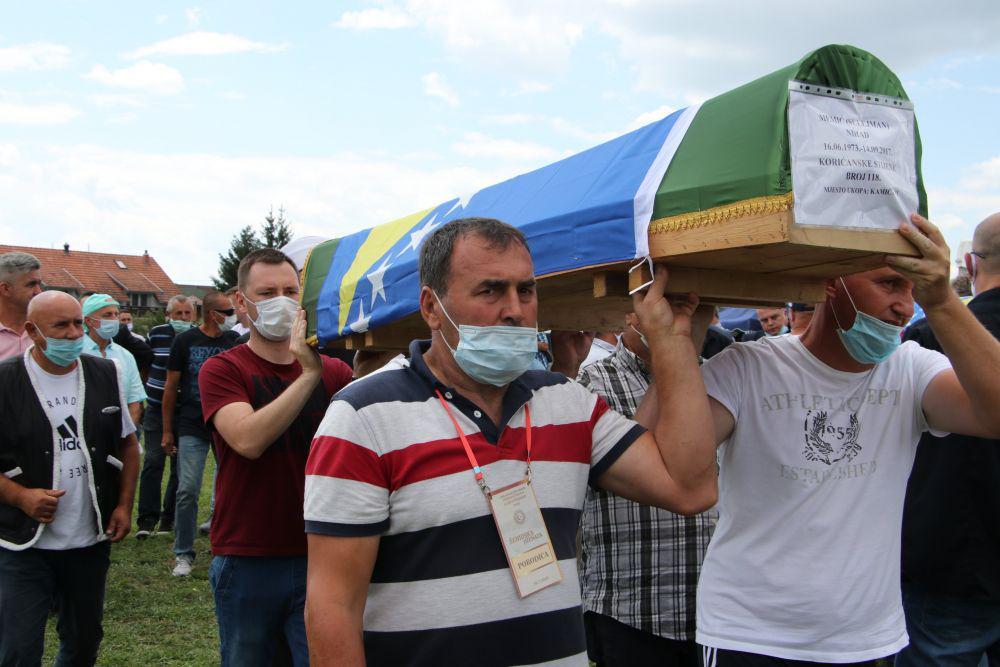 28 Tahun Kemudian, 6 Jenazah Korban Perang Bosnia Disemayamkan